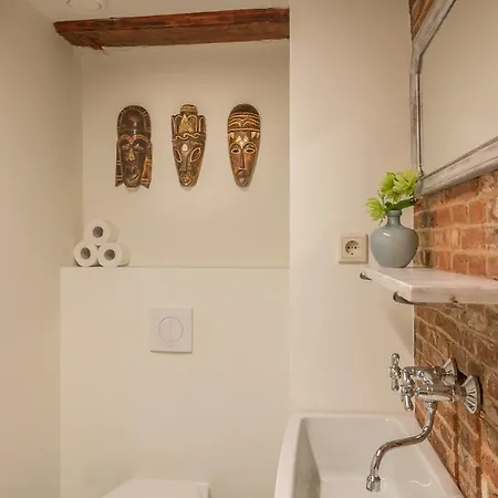 Amazing New In Classic Building *
